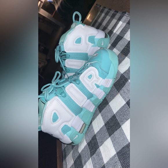 Nike Air More Uptempo GS 'Island Green' 6.5Y - Picture 3 of 6